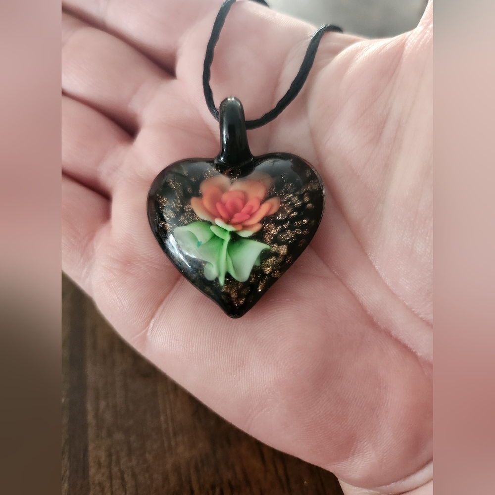 Heart glass pendant & Necklace